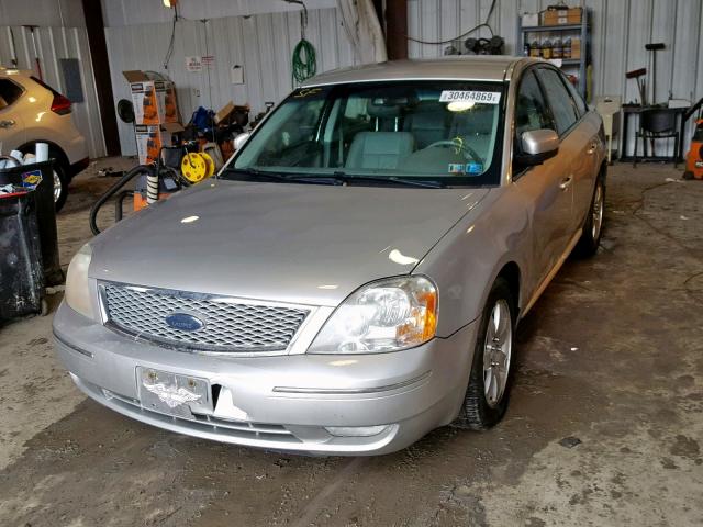 1FAFP24157G105550 - 2007 FORD FIVE HUNDR SILVER photo 2