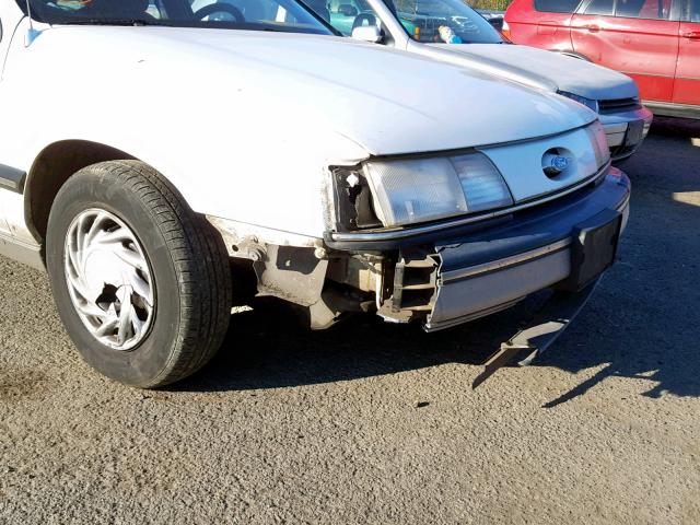 1FABP52U4KG204396 - 1989 FORD TAURUS GL WHITE photo 9