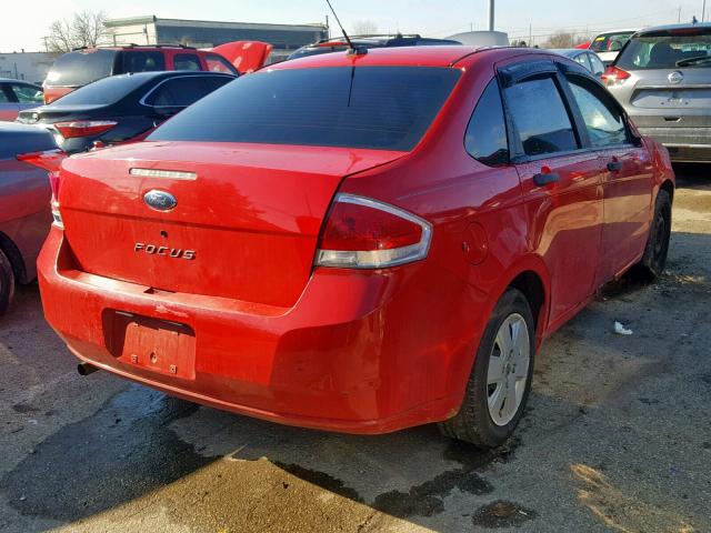 1FAHP34N18W123620 - 2008 FORD FOCUS S/SE RED photo 4