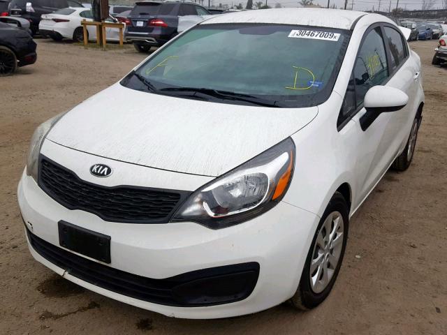 KNADM4A39F6521274 - 2015 KIA RIO LX WHITE photo 2