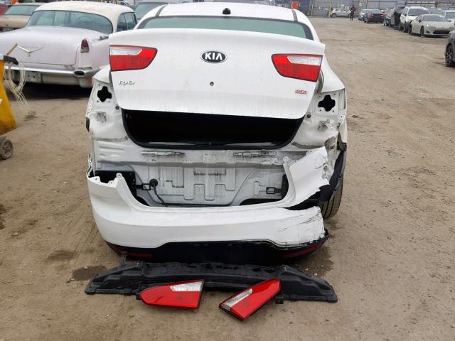 KNADM4A39F6521274 - 2015 KIA RIO LX WHITE photo 9