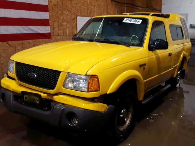1FTYR11U42PA43685 - 2002 FORD RANGER YELLOW photo 2