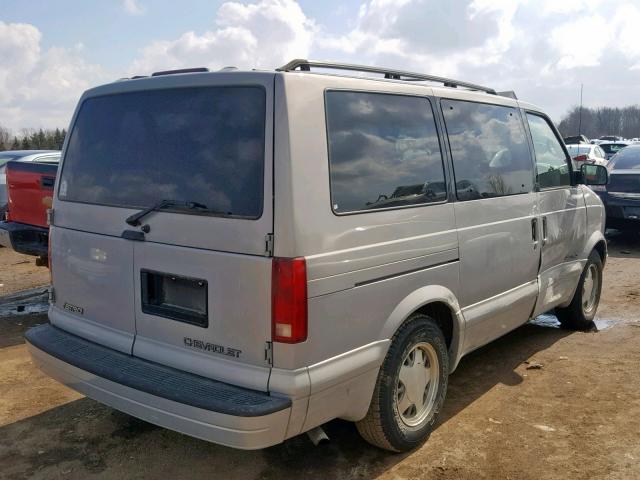 1GNDM19WXYB175575 - 2000 CHEVROLET ASTRO SILVER photo 4