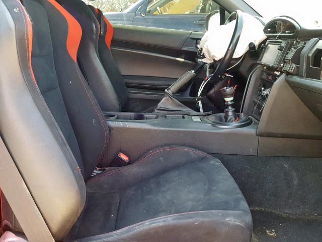 JF1ZNAA17D1734601 - 2013 TOYOTA SCION FR-S RED photo 5