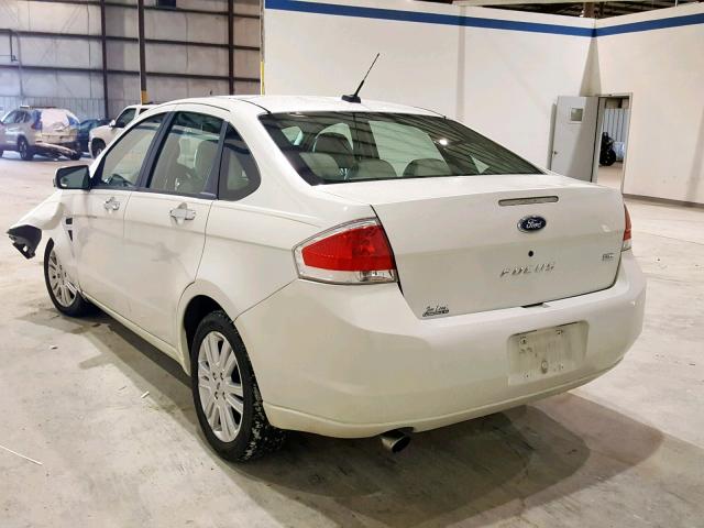 1FAHP37N89W234405 - 2009 FORD FOCUS SEL WHITE photo 3