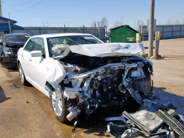 2C3CCARGXDH573651 - 2013 CHRYSLER 300 WHITE photo 1