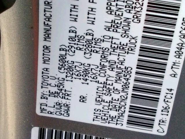 3TMAZ5CN2JM064585 - 2018 TOYOTA TACOMA DOU SILVER photo 10