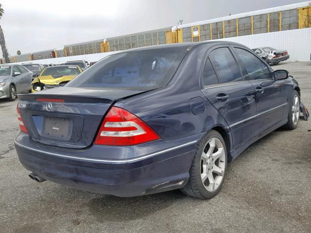 WDBRF52H77F934507 - 2007 MERCEDES-BENZ C 230 BLUE photo 4