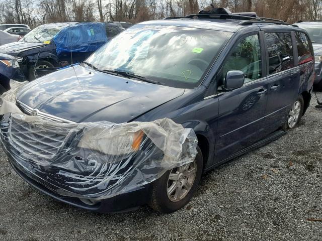 2A8HR54P88R681015 - 2008 CHRYSLER TOWN&COUNT BLUE photo 2