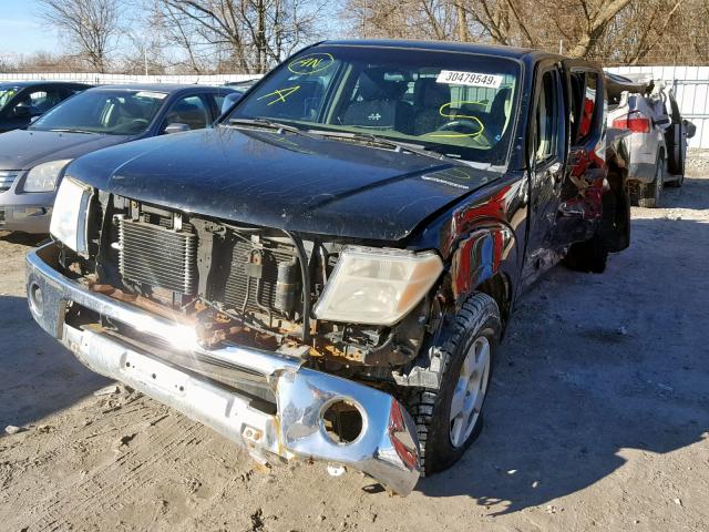 1N6AD07W56C406525 - 2006 NISSAN FRONTIER C BLACK photo 2