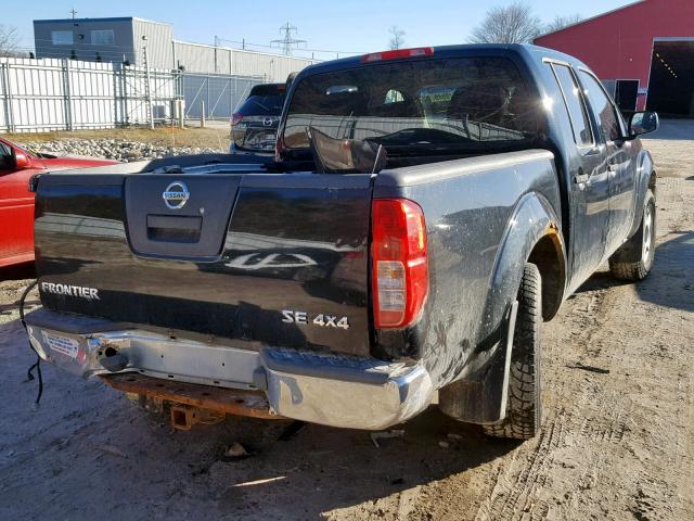 1N6AD07W56C406525 - 2006 NISSAN FRONTIER C BLACK photo 4