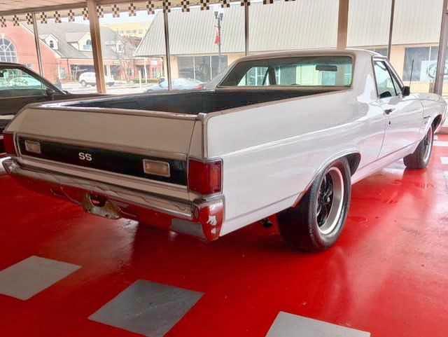 1D80H2K657853 - 1972 CHEVROLET EL CAMINO WHITE photo 4