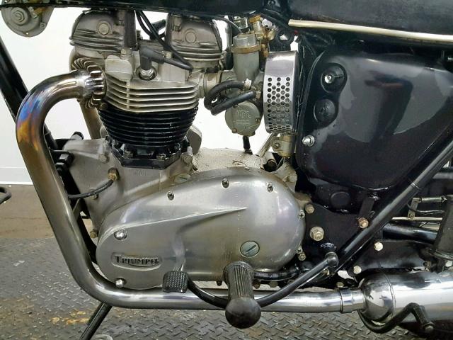 T120RDU18108 - 1965 TRIUMPH CAR BONNEVILLE BLACK photo 6