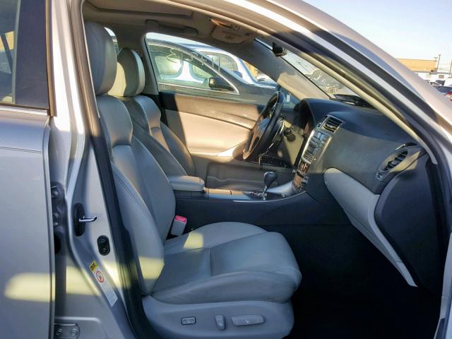 JTHBK262375043993 - 2007 LEXUS IS 250 SILVER photo 5