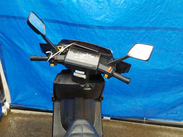 3H1HF0312VD200142 - 1997 HONDA CH80 BLACK photo 5