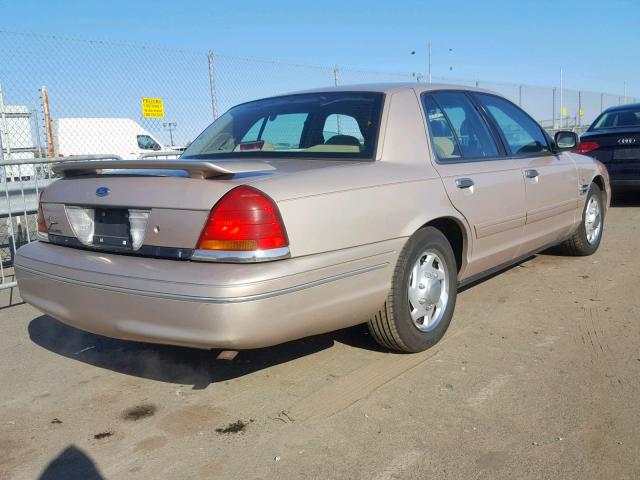 2FAFP73W6WX106659 - 1998 FORD CROWN VICT TAN photo 4