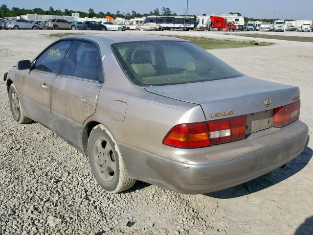 JT8BF22G5V0016097 - 1997 LEXUS ES 300 SILVER photo 3