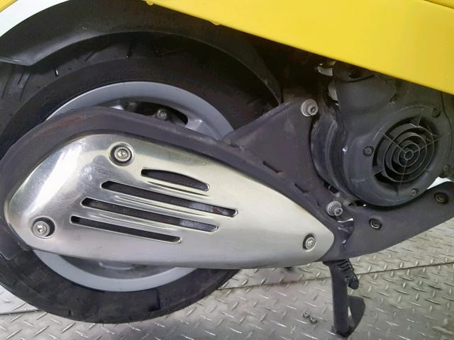 ZAPM448FX75012366 - 2007 VESPA LX 150 YELLOW photo 12