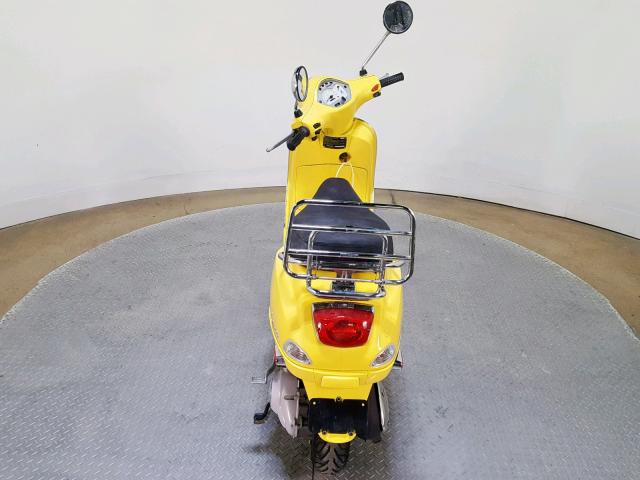 ZAPM448FX75012366 - 2007 VESPA LX 150 YELLOW photo 9