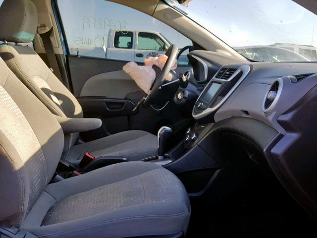 1G1JB5SH6H4118968 - 2017 CHEVROLET SONIC LS BLUE photo 5