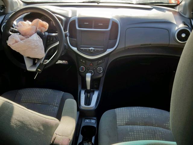 1G1JB5SH6H4118968 - 2017 CHEVROLET SONIC LS BLUE photo 9