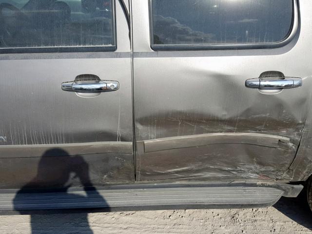 3GNFC16JX8G103870 - 2008 CHEVROLET SUBURBAN GRAY photo 10