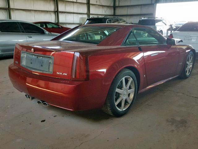 1G6YV36A965600794 - 2006 CADILLAC XLR RED photo 4