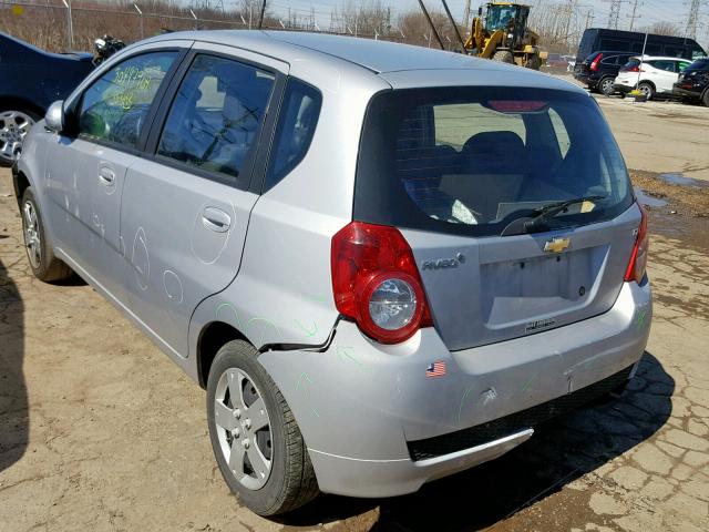 KL1TD6DE1AB006204 - 2010 CHEVROLET AVEO LS SILVER photo 3
