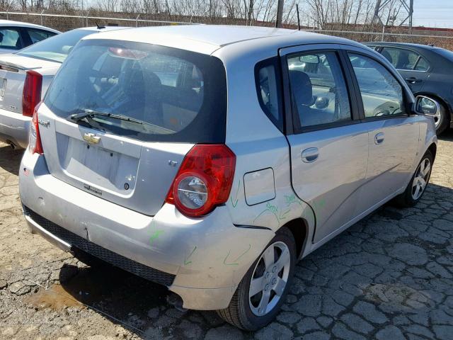 KL1TD6DE1AB006204 - 2010 CHEVROLET AVEO LS SILVER photo 4