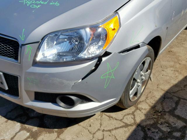 KL1TD6DE1AB006204 - 2010 CHEVROLET AVEO LS SILVER photo 9