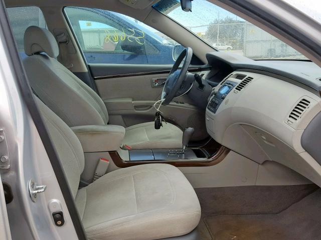 KMHFC4DD1BA536468 - 2011 HYUNDAI AZERA GLS SILVER photo 5