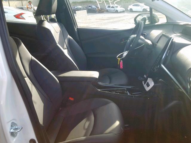 JTDKARFP0J3100873 - 2018 TOYOTA PRIUS PRIM 白色 照片 5