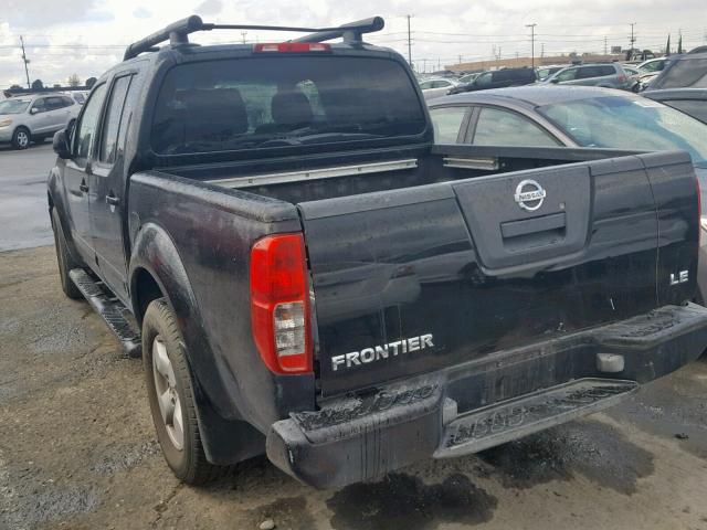 1N6AD07U66C461631 - 2006 NISSAN FRONTIER C BLACK photo 3