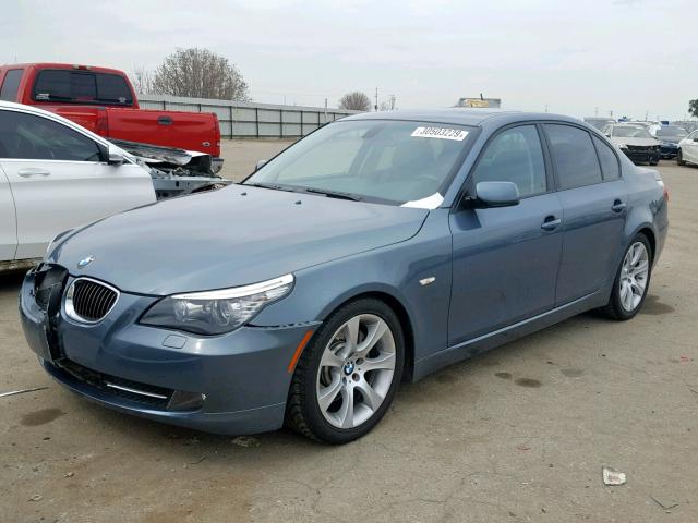 WBANW13589C160895 - 2009 BMW 535 I BLUE photo 2