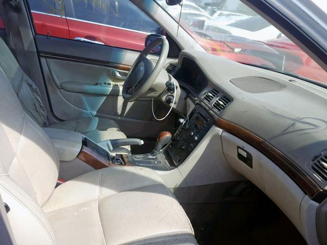 YV1TS592651390297 - 2005 VOLVO S80 2.5T BEIGE photo 5