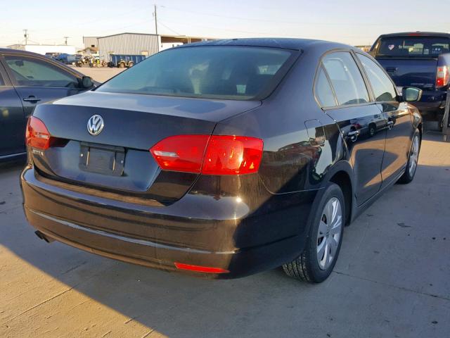 3VW2K7AJ4BM357245 - 2011 VOLKSWAGEN JETTA BASE BLACK photo 4