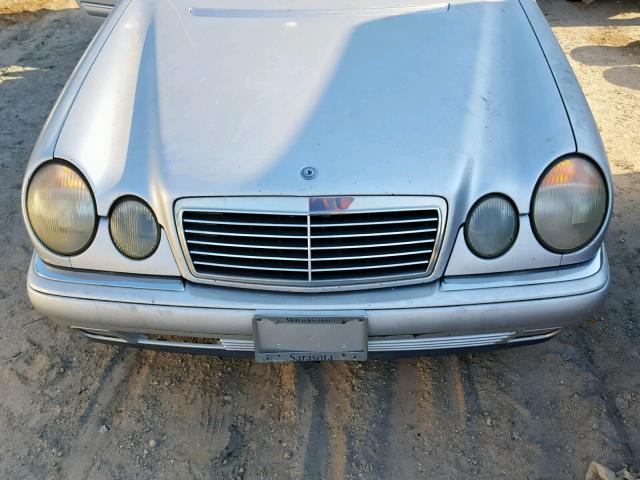 WDBJF25HXXA832462 - 1999 MERCEDES-BENZ E 300TD SILVER photo 7