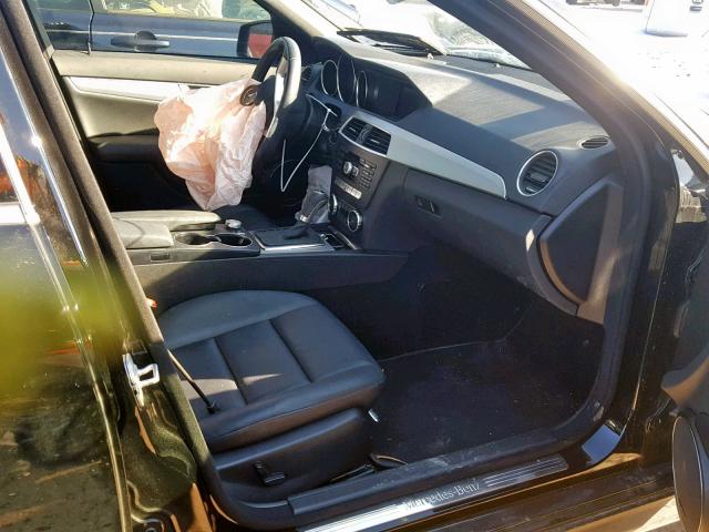 WDDGF4HB7CR240095 - 2012 MERCEDES-BENZ C 250 BLACK photo 5