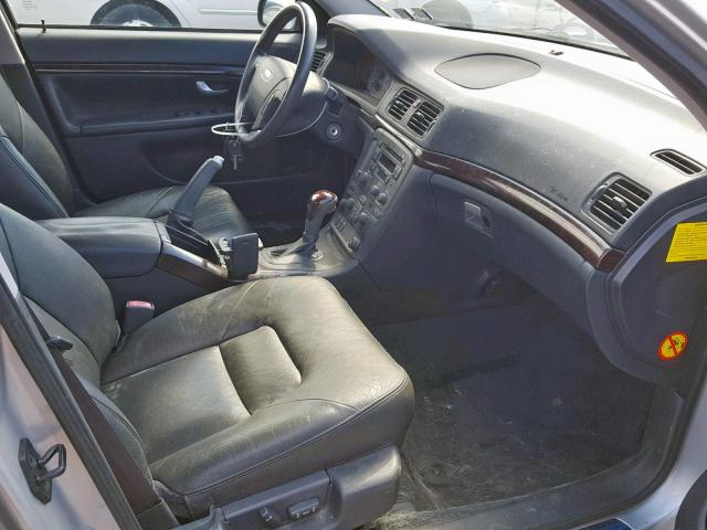 YV1TS92D221261777 - 2002 VOLVO S80 SILVER photo 5