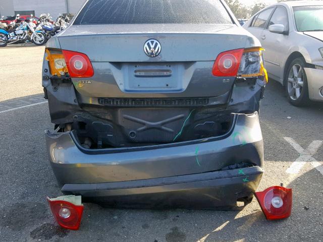 3VWPF71K36M794937 - 2006 VOLKSWAGEN JETTA VALU GRAY photo 9