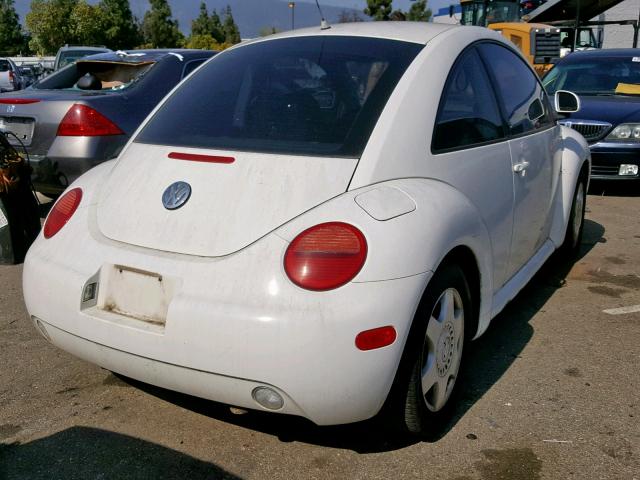 3VWCC21C0XM431953 - 1999 VOLKSWAGEN NEW BEETLE Ақ фото 4