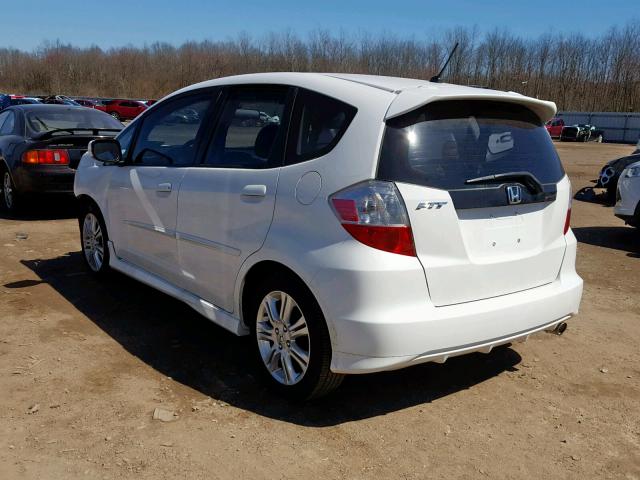 JHMGE8H60BS005227 - 2011 HONDA FIT SPORT WHITE photo 3