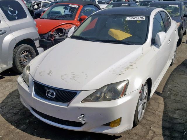 JTHBE262775016108 - 2007 LEXUS IS 350 WHITE photo 2