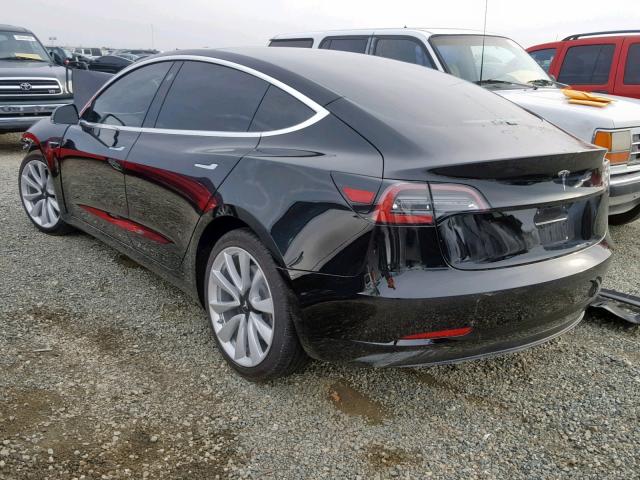 5YJ3E1EB3JF086647 - 2018 TESLA MODEL 3 BLACK photo 3