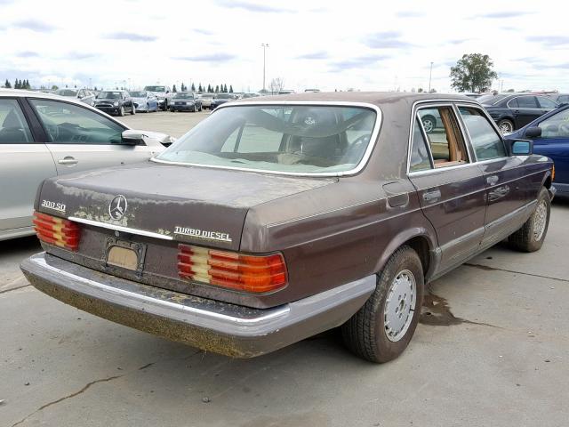 WDBCB20AXCB022168 - 1982 MERCEDES-BENZ 300 SD BROWN photo 4