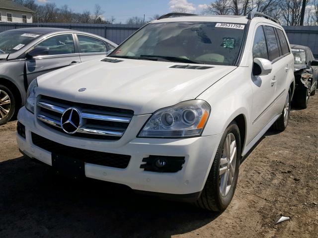 4JGBF25E79A483562 - 2009 MERCEDES-BENZ GL WHITE photo 2