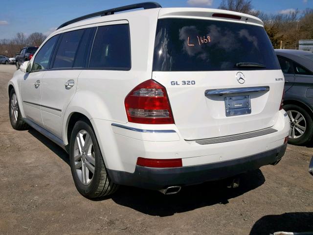 4JGBF25E79A483562 - 2009 MERCEDES-BENZ GL WHITE photo 3