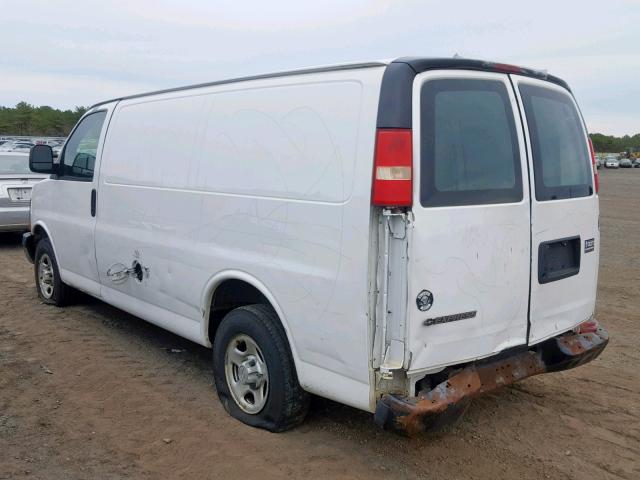 1GCFG15X881105358 - 2008 CHEVROLET EXPRESS G1 WHITE photo 3