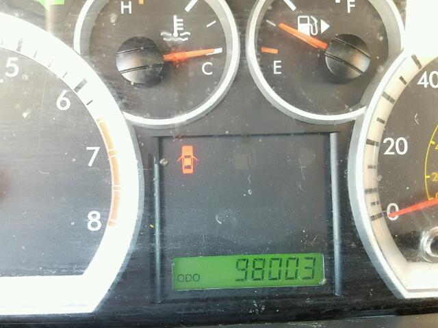 KL1TD5DE8AB126348 - 2010 CHEVROLET AVEO LS RED photo 8