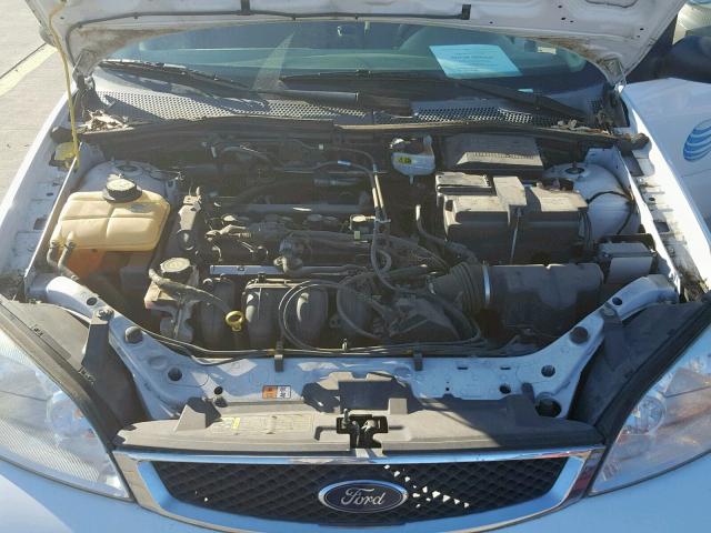 1FAHP34N67W294104 - 2007 FORD FOCUS ZX4 BEIGE photo 7